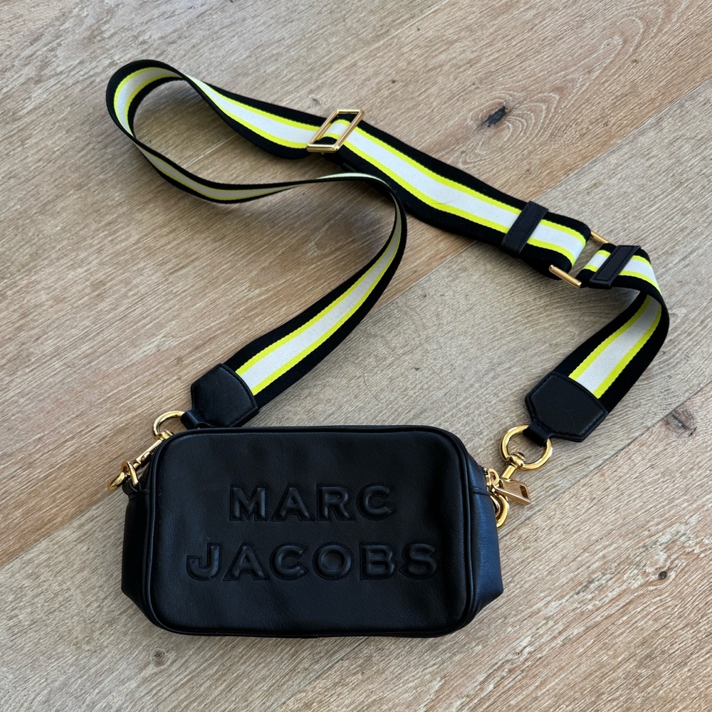 Marc Jacobs - Crossbody safety strap bag
